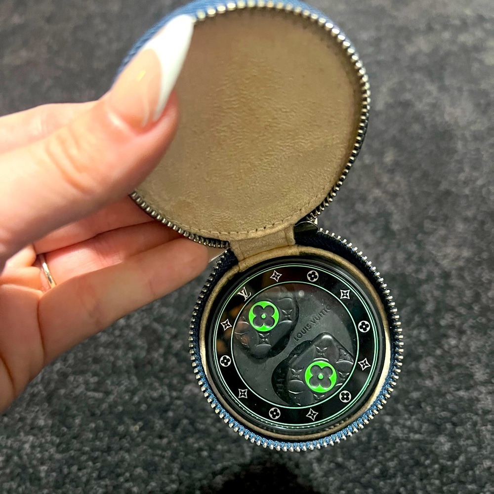 Louis Vuitton Horizon V2 Neon Green and Black Monogram Earbuds and case